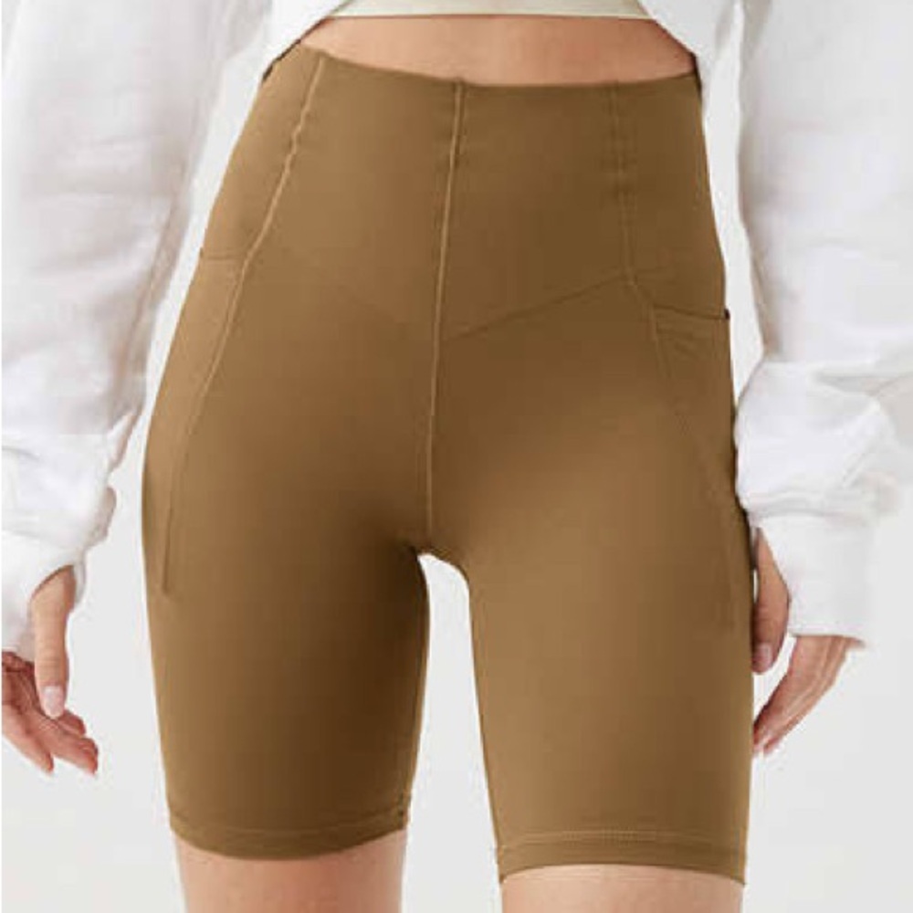 OFFLINE By Aerie Real Me XTRA Hold Up! 7” Biker Shorts  Saddle Brown Size Small